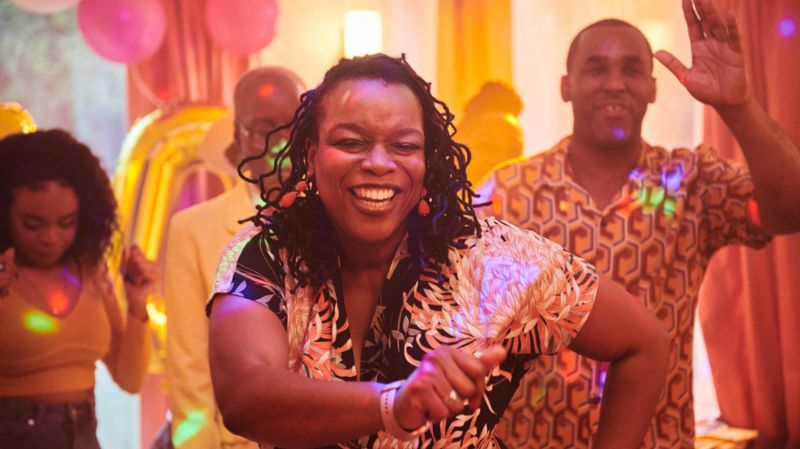 Quatro hábitos das pessoas felizes, segundo recomendação de psicóloga - imagem